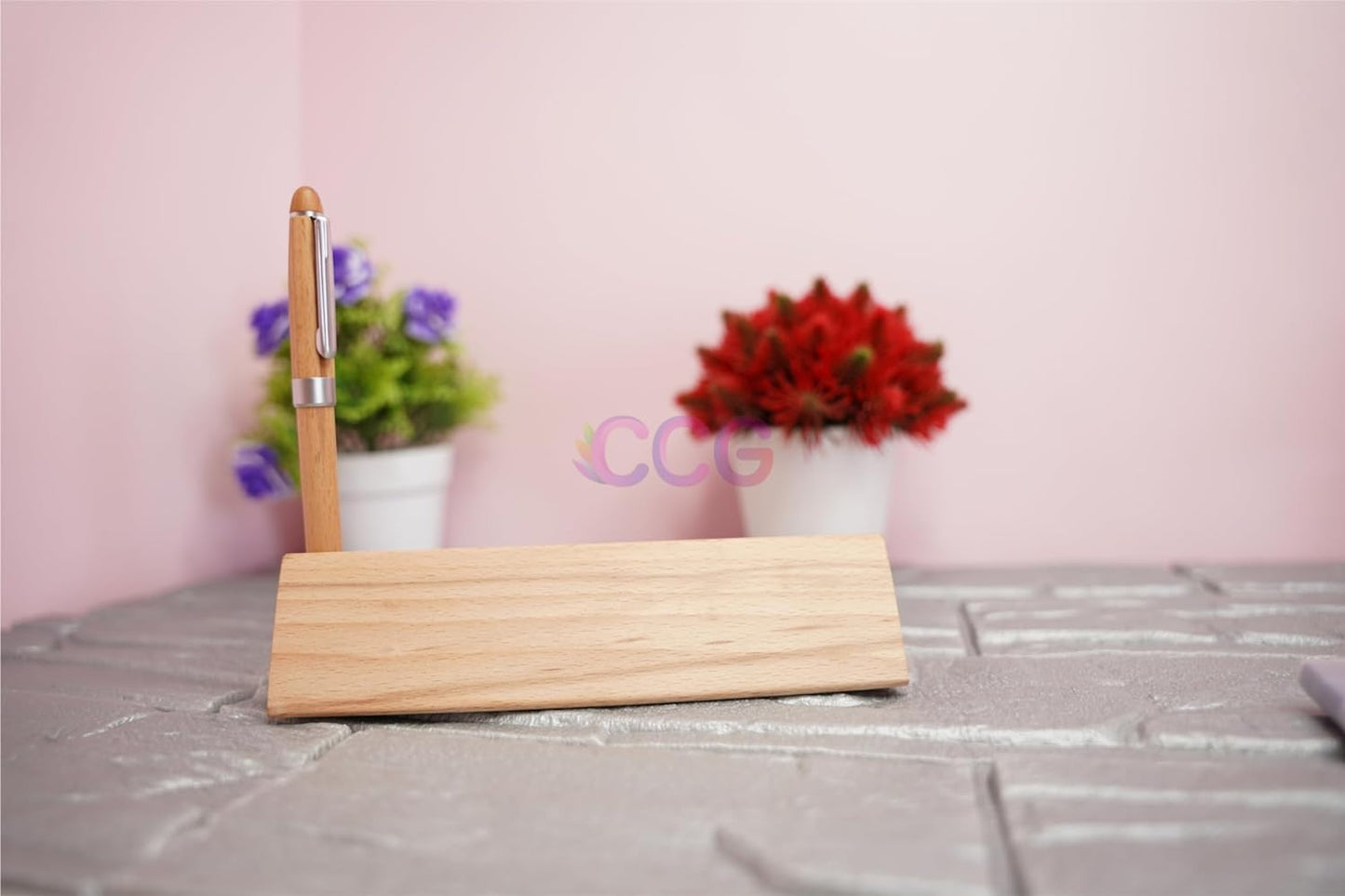 Craft Closet & Gifts - Wooden Stylish Triangle Shape Pencil/Pen Box with Single Stand Holder - Personalized Study/Work Table Desk Supplies Accessory for IAS, Advocate, Office & Corporate Gifts