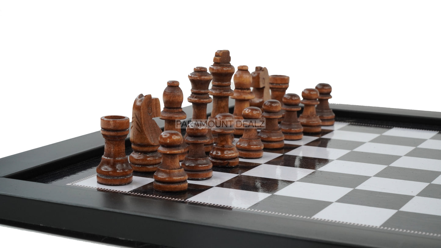 playminds 21" Elite Mirror-Finish Wooden Chess Set – Deep Grain High-Gloss Collection