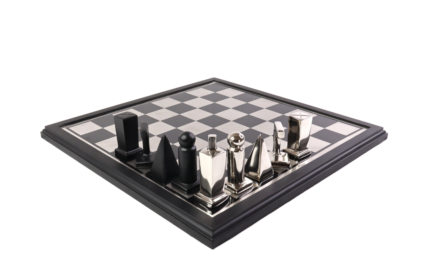 playminds 21-Inch Slim-Line Metal Chess Set | Polished Brass & Gunmetal