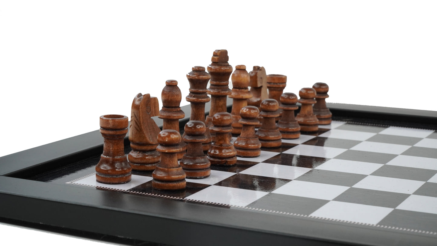 playminds 21" Elite Mirror-Finish Wooden Chess Set – Deep Grain High-Gloss Collection
