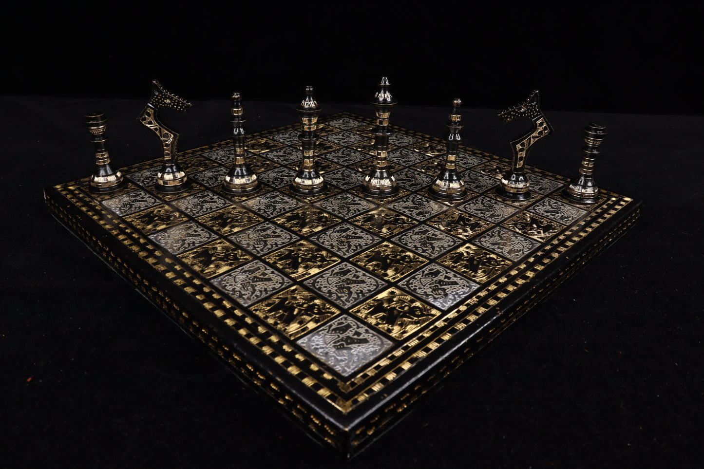 playminds Hand-Etched Silver & Black Metal Chess Set