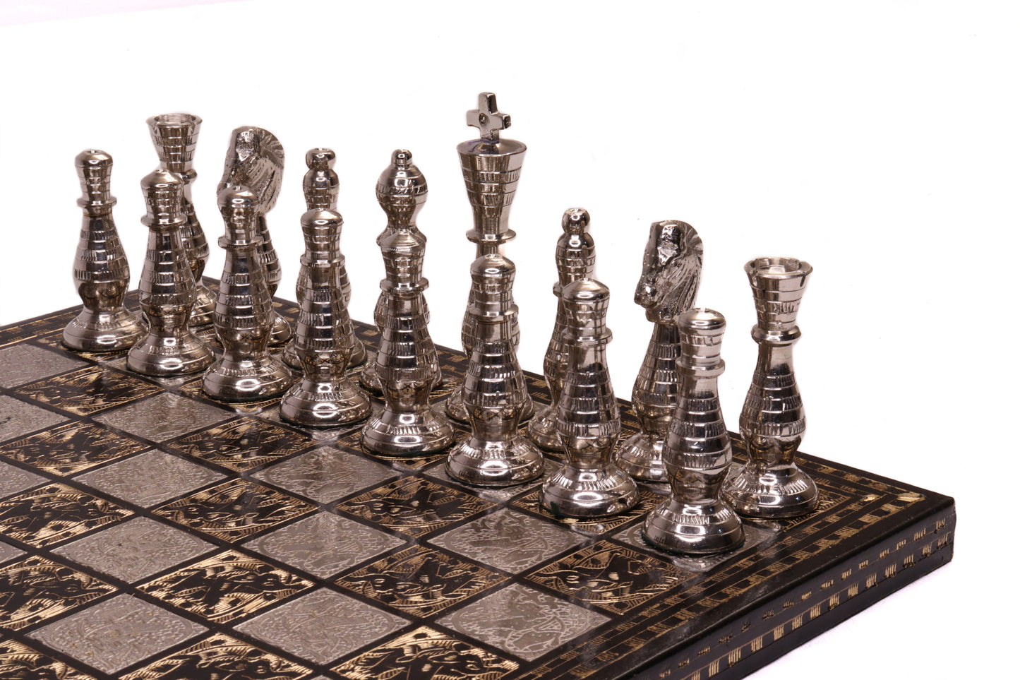 playminds Hand-Etched Silver & Obsidian Metal Chess Set