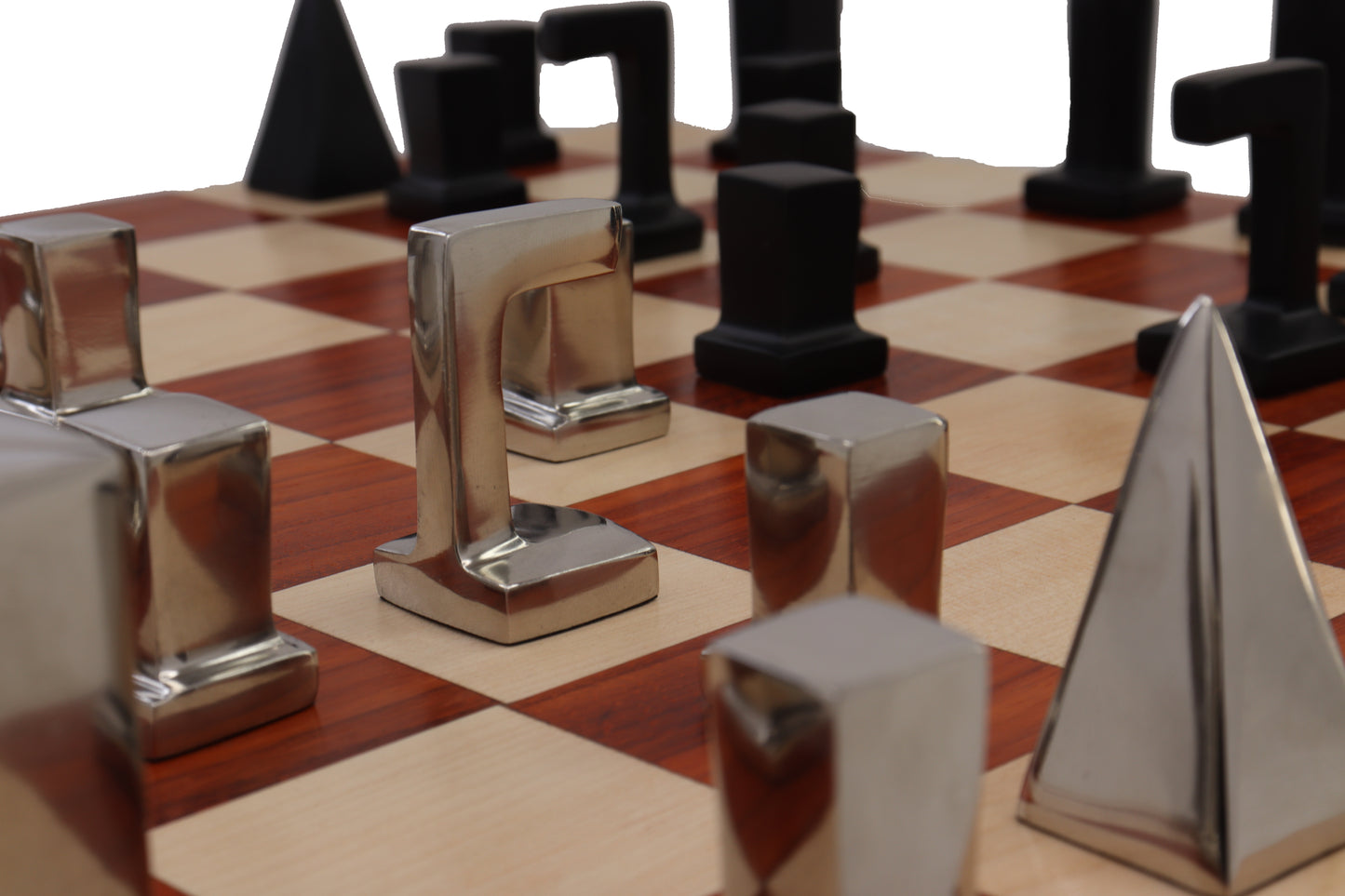 PLAYMINDS Modern Geometric Luxury Chess Set – Walnut & Maple Board with Chrome & Black Pieces